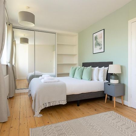 Cozy Rooms By Morden Tube Mitcham Dış mekan fotoğraf